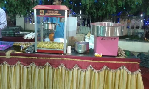 Popcorn & Cotton Candy